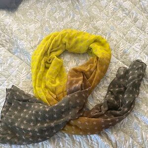 Stylish Multicolor Star Pattern Scarf